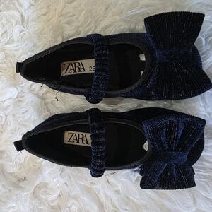 Zara Blue Dress Shoes with Velvet Bow